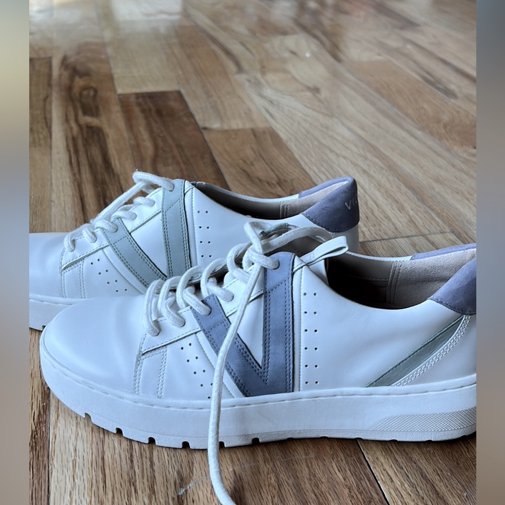 Vionic Athletic Size 7 Leather